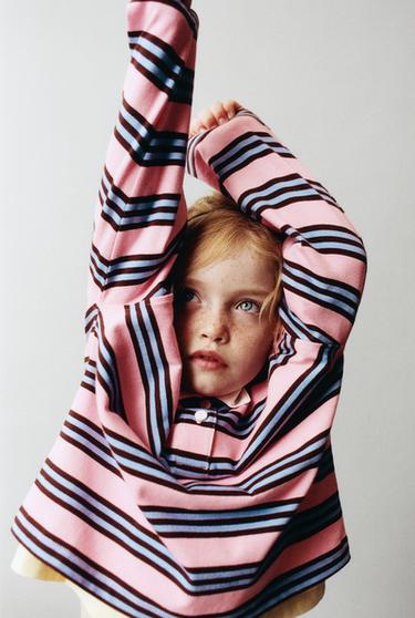 POLO ESTAMPADO RAYAS - Rosa medio de Zara