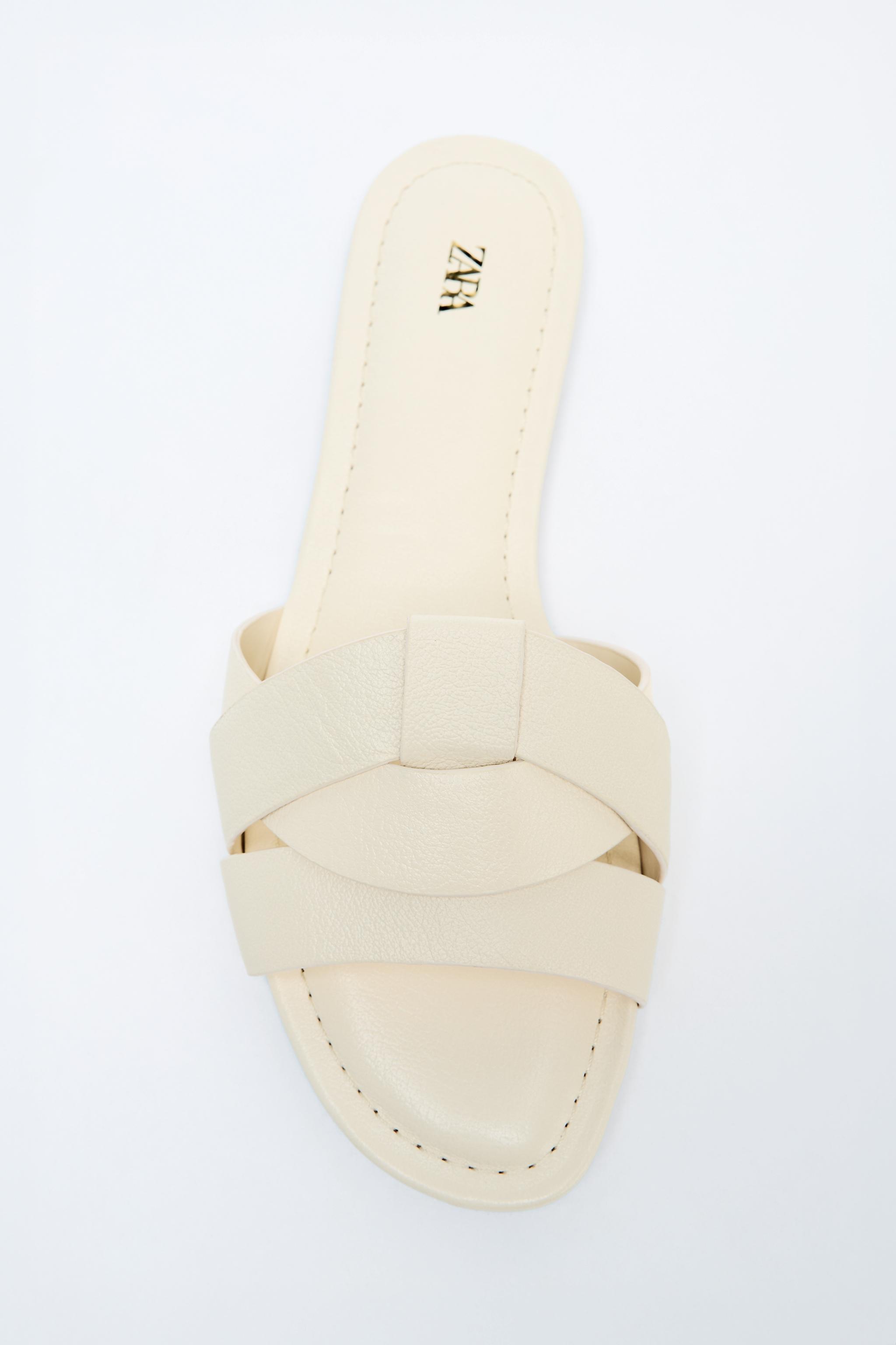 크로스 레더 플랫 샌들