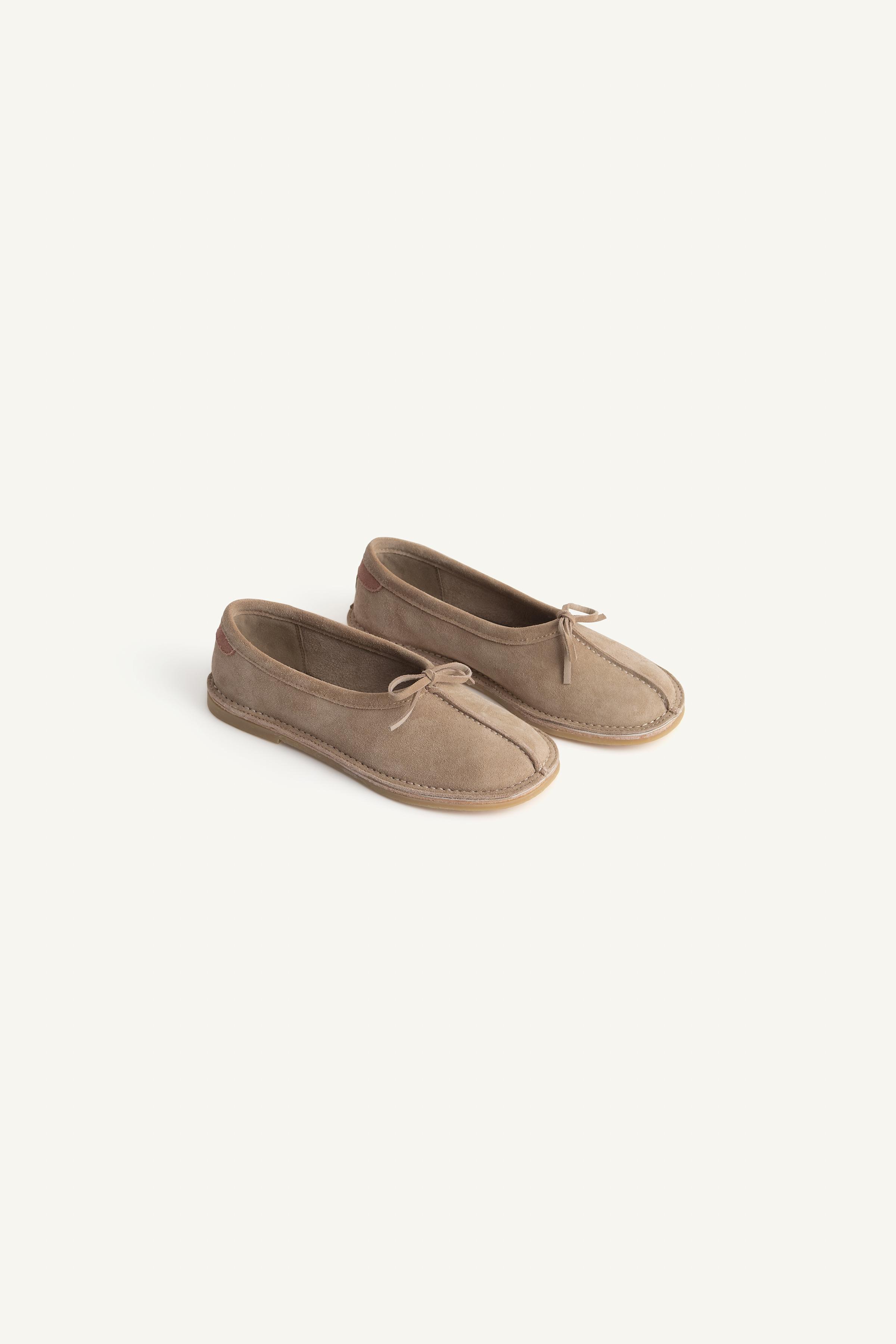 LEATHER BALLET FLATS — Brown
