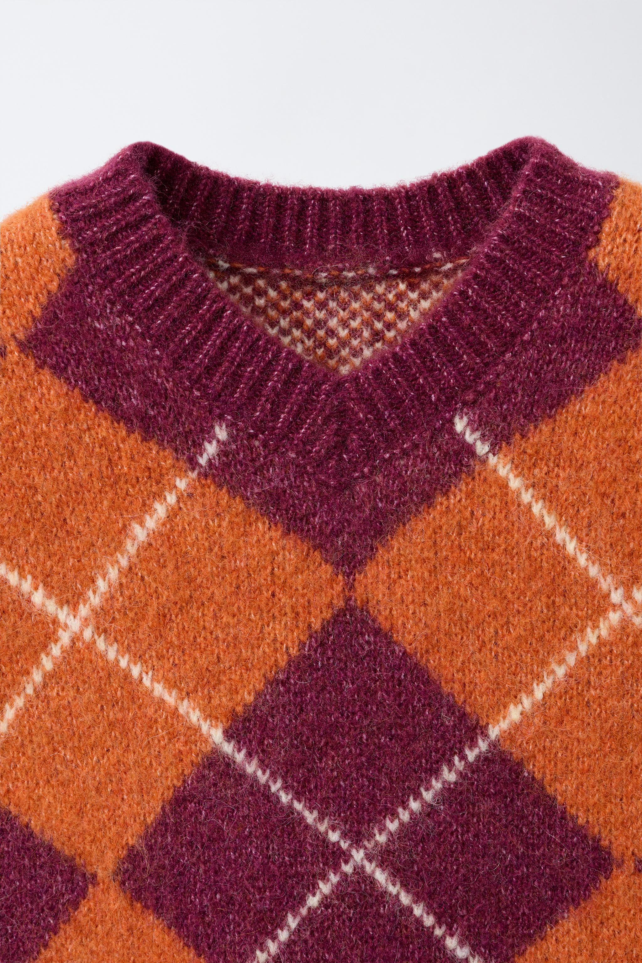 ARGYLE KNIT VEST
