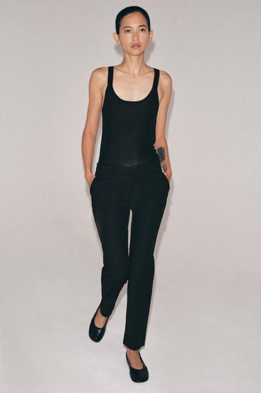 ZW COLLECTION LOW-RISE CAPRI TROUSERS - Black by Zara