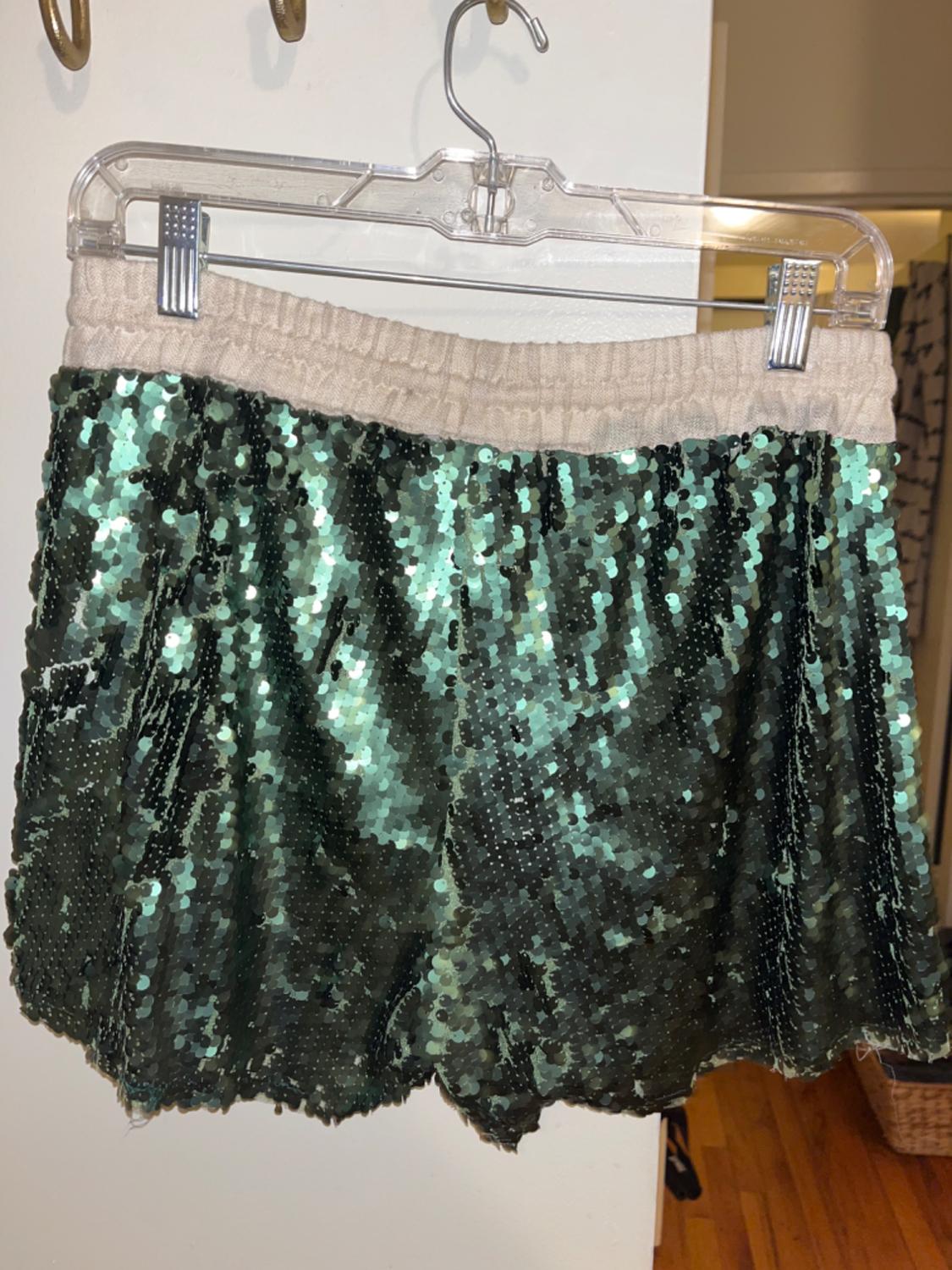 SEQUINED SHORT - Image 2