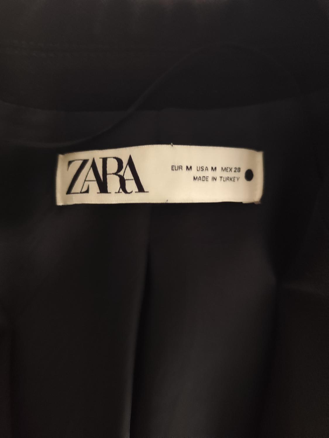 DOUBLE-BREASTED BLAZER WITH SHOULDER PADS - Image 2