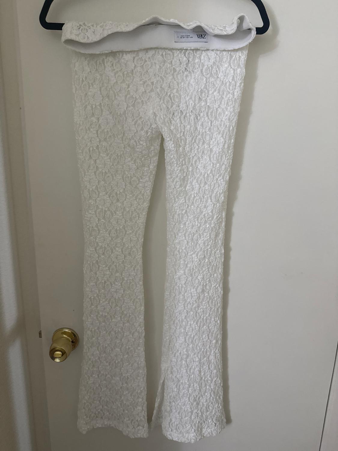 LEGGINGS FLARE ENCAJE - Image 3