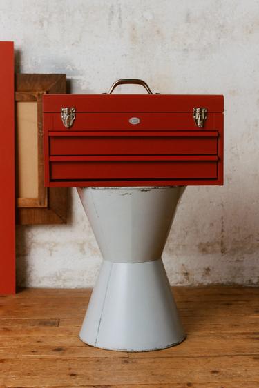 STEEL TOOL BOX - Red by Zara