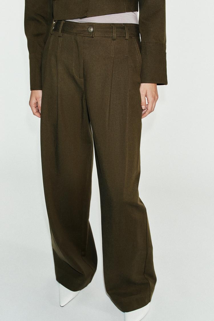 PANTALÓN ANCHO PINZAS
