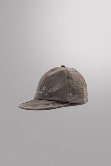 TECHNICAL RUNNING CAP - Taupe grey by Zara