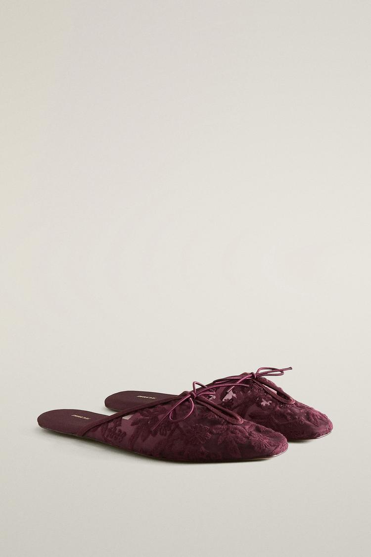 EMBROIDERED FLORAL MULE SLIPPERS — Burgundy Red