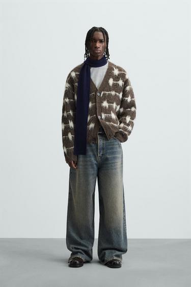 CÁRDIGAN JACQUARD CEPILLADO - Gris topo de Zara - Imagen 0