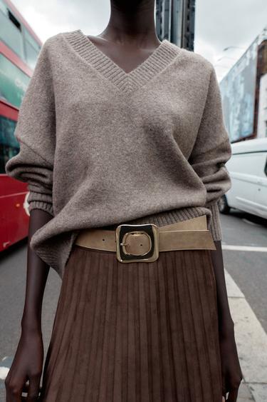 SOFT KNIT V-NECK SWEATER - Mink marl by Zara