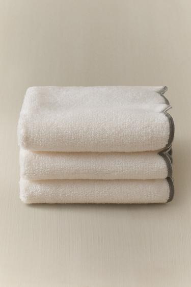 PACK SERVIETTES DE TOILETTE DÉTAIL ONDES (PACK DE 3) - Vert moyen de Zara - Image 4