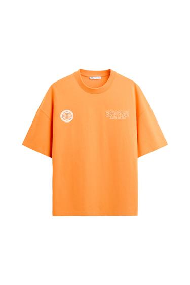 T-SHIRT WITH CONTRAST PRINT