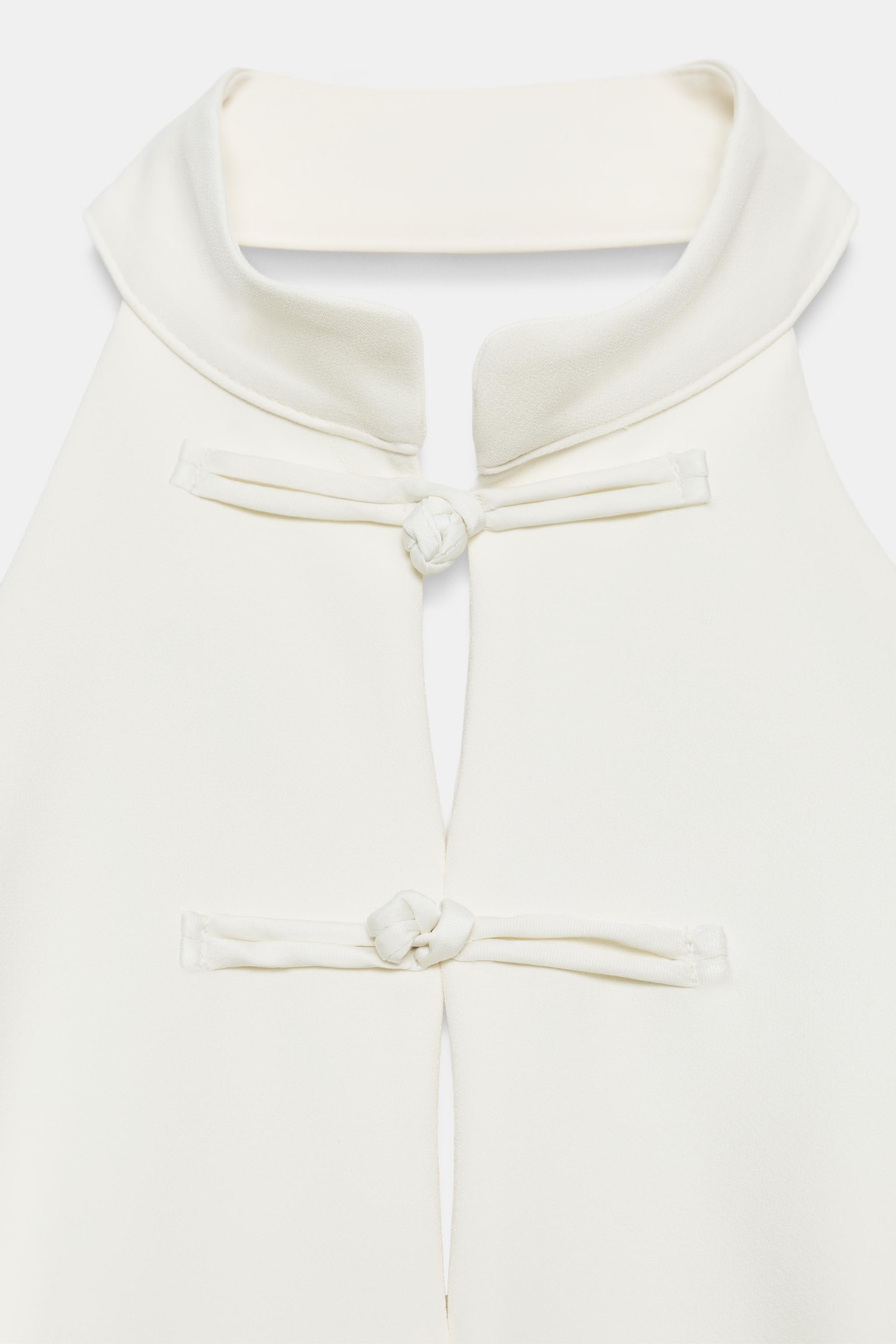 SÜSLÜ DÜĞMELİ HALTER TOP - Görsel 9