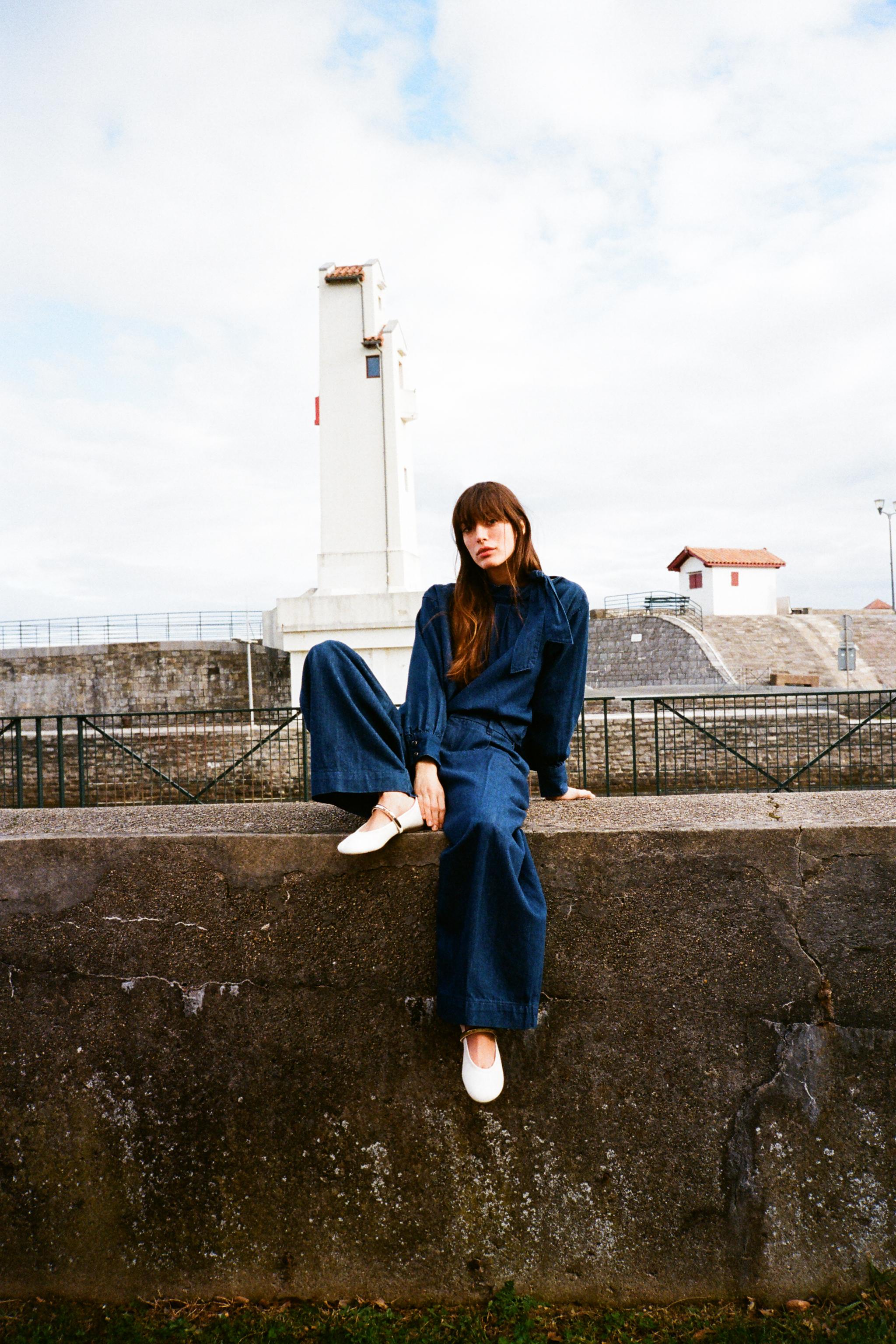 Z1975 HIGH-WAISTED BALLOON PLEATED JEANS - Blue | ZARA
