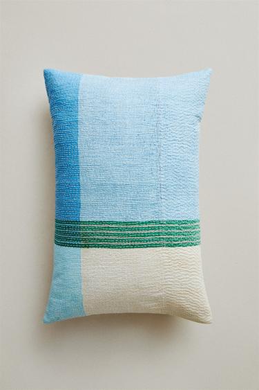 HOUSSE DE COUSSIN RAYURES - Bleu ciel de Zara - Image 4