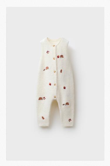 ТРИКОТАЖНЫЙ КОМБИНЕЗОН С ВЫШИВКОЙ «ЕЖИКИ» — ЭКРЮ от Zara