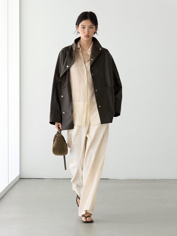 Cape en cuir nappa - Marron de Zara - Image 0