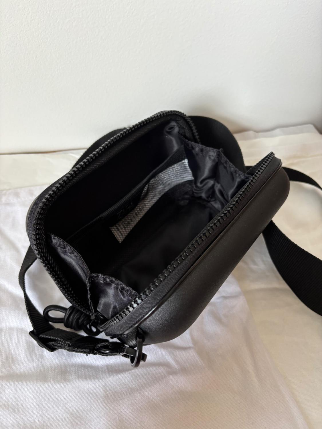 RIGID CROSSBODY BOX BAG - Image 7