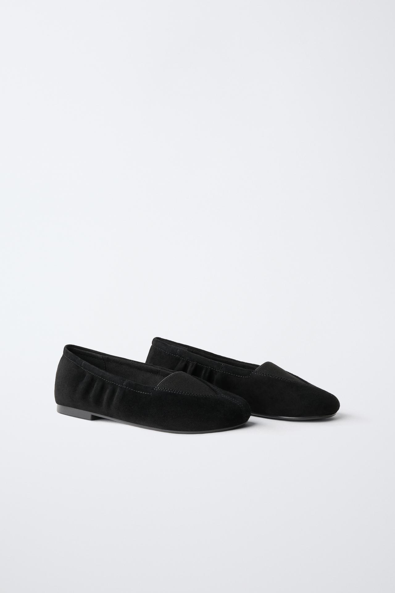 GATHERED LEATHER BALLET FLATS — Black