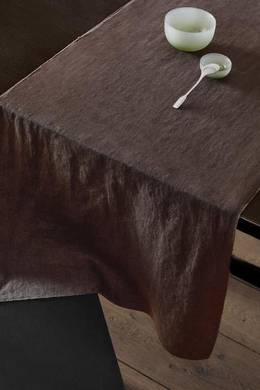 TABLE RUNNER 01 - Aubergine by Zara
