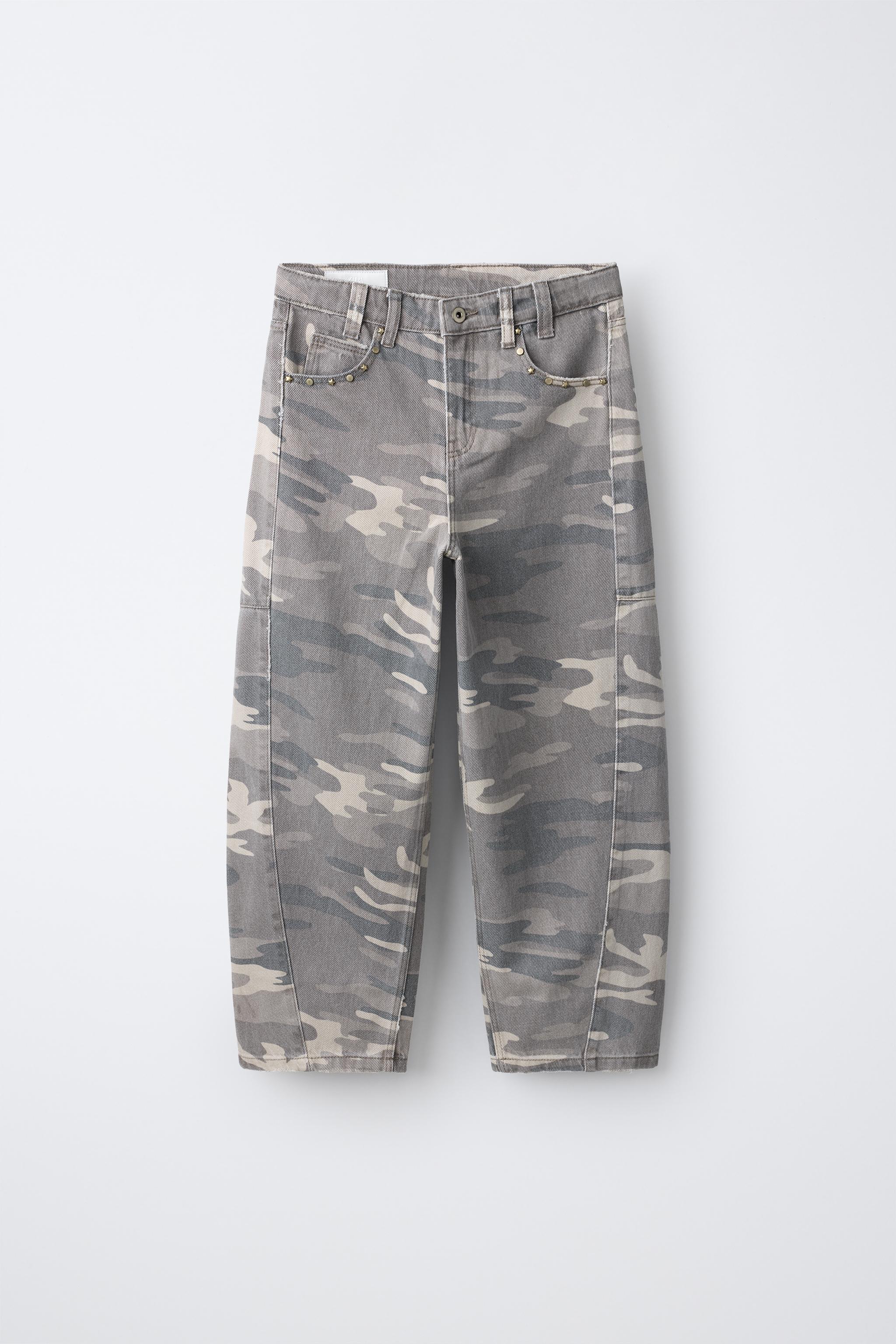 DENIM BARREL PRINT APLIQUE TACHAS