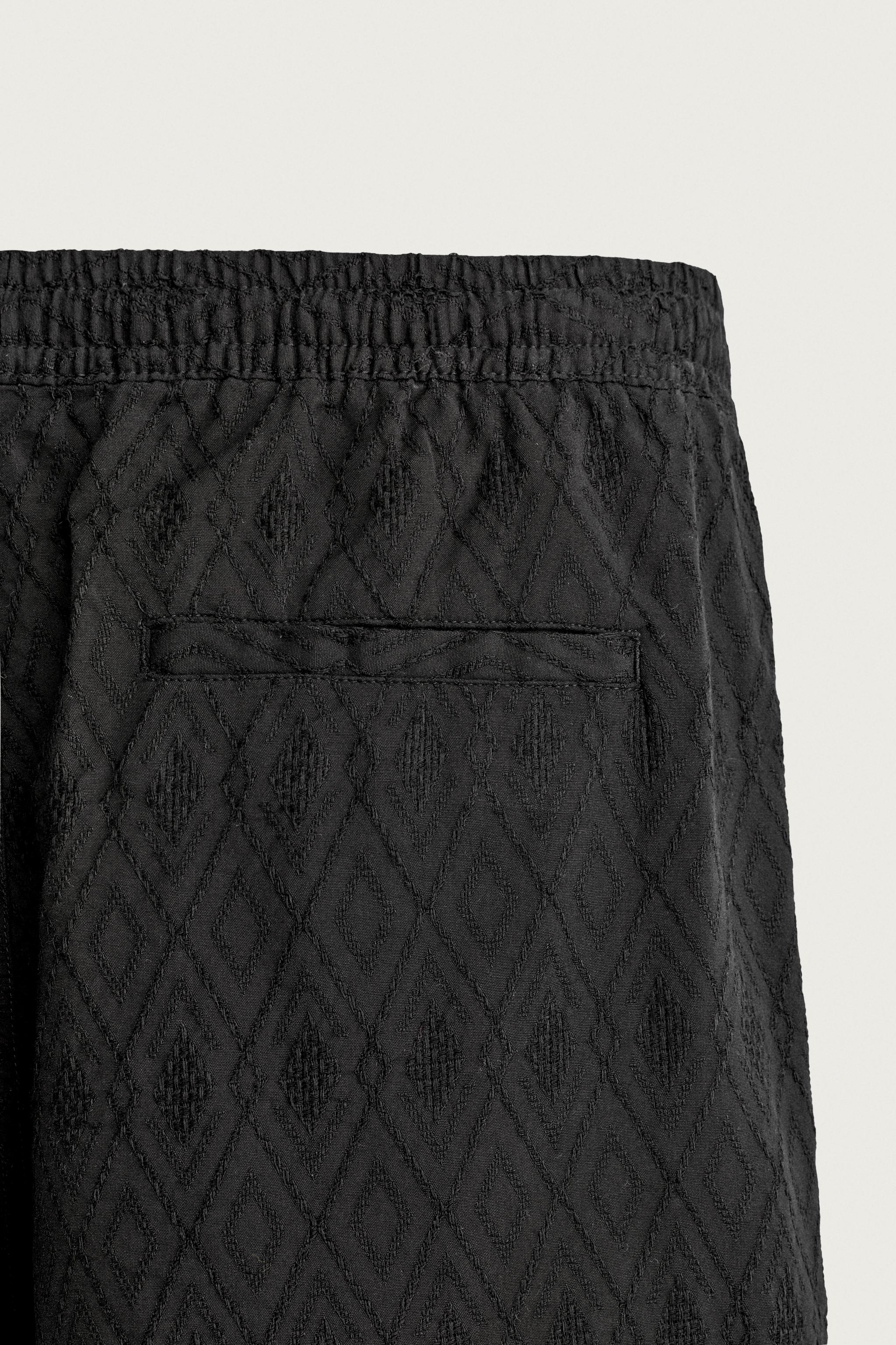 Мужские шорты Zara GEOMETRIC JACQUARD REGULAR FIT SHORTS — фото 10