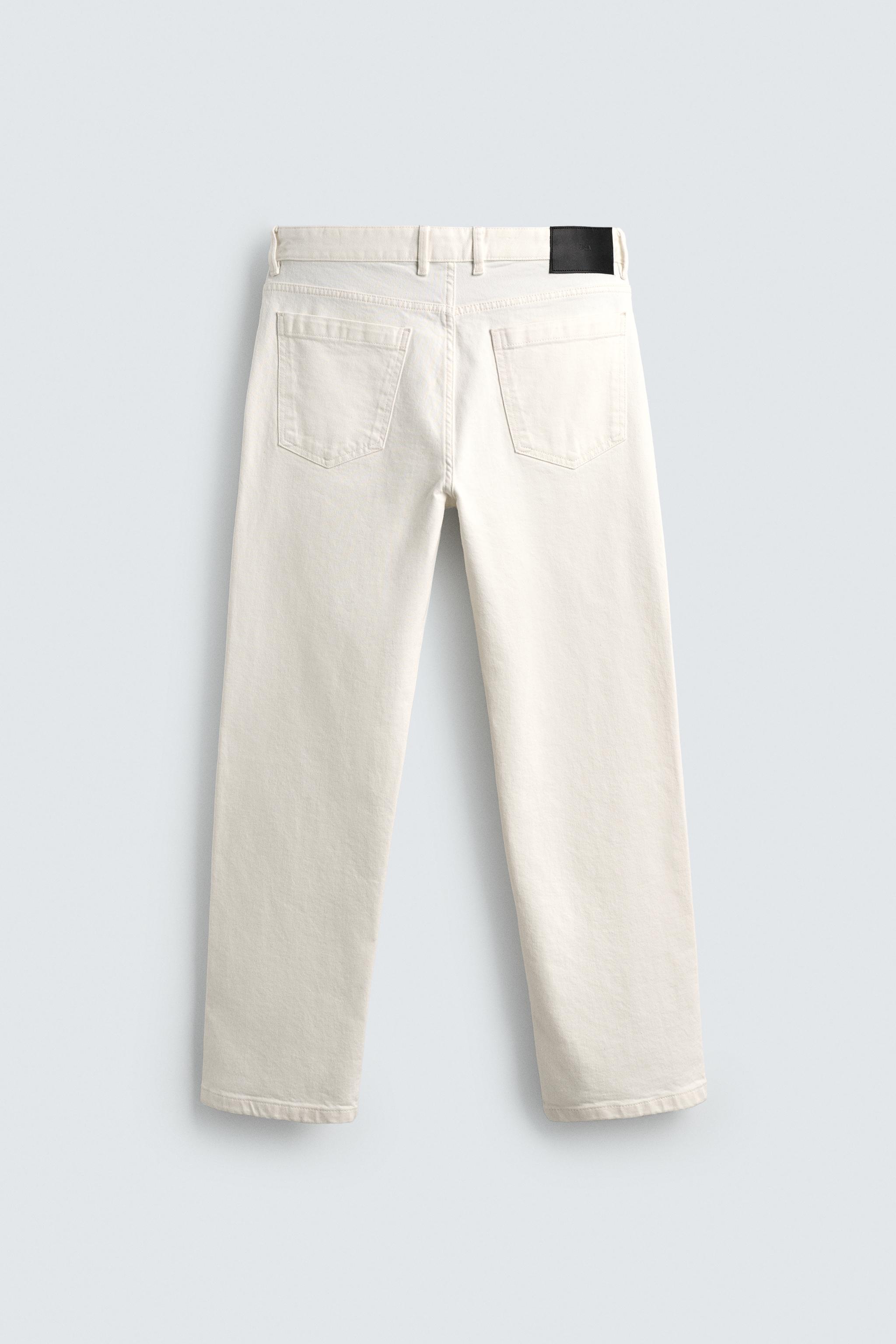 LOW-RISE STRAIGHT FIT PANTS