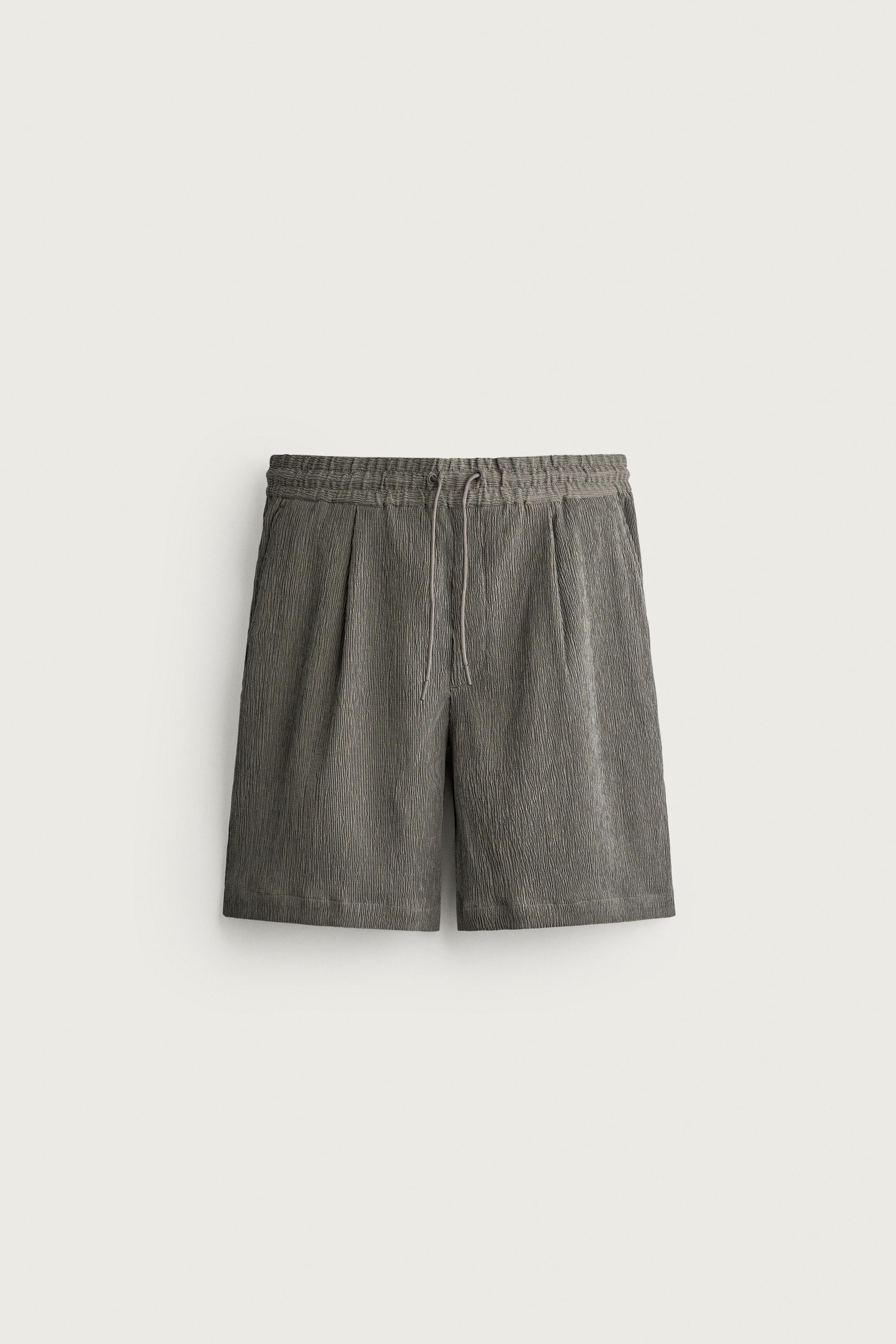 TEXTURED RELAXED FIT SHORTS — Light khaki