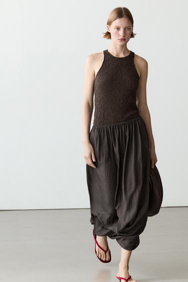 Jupe midi taille froncée - Marron foncé de Zara