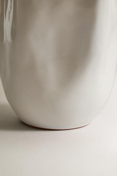 VASE FAÏENCE BRILLANT ONDULÉ - blanc de Zara - Image 2