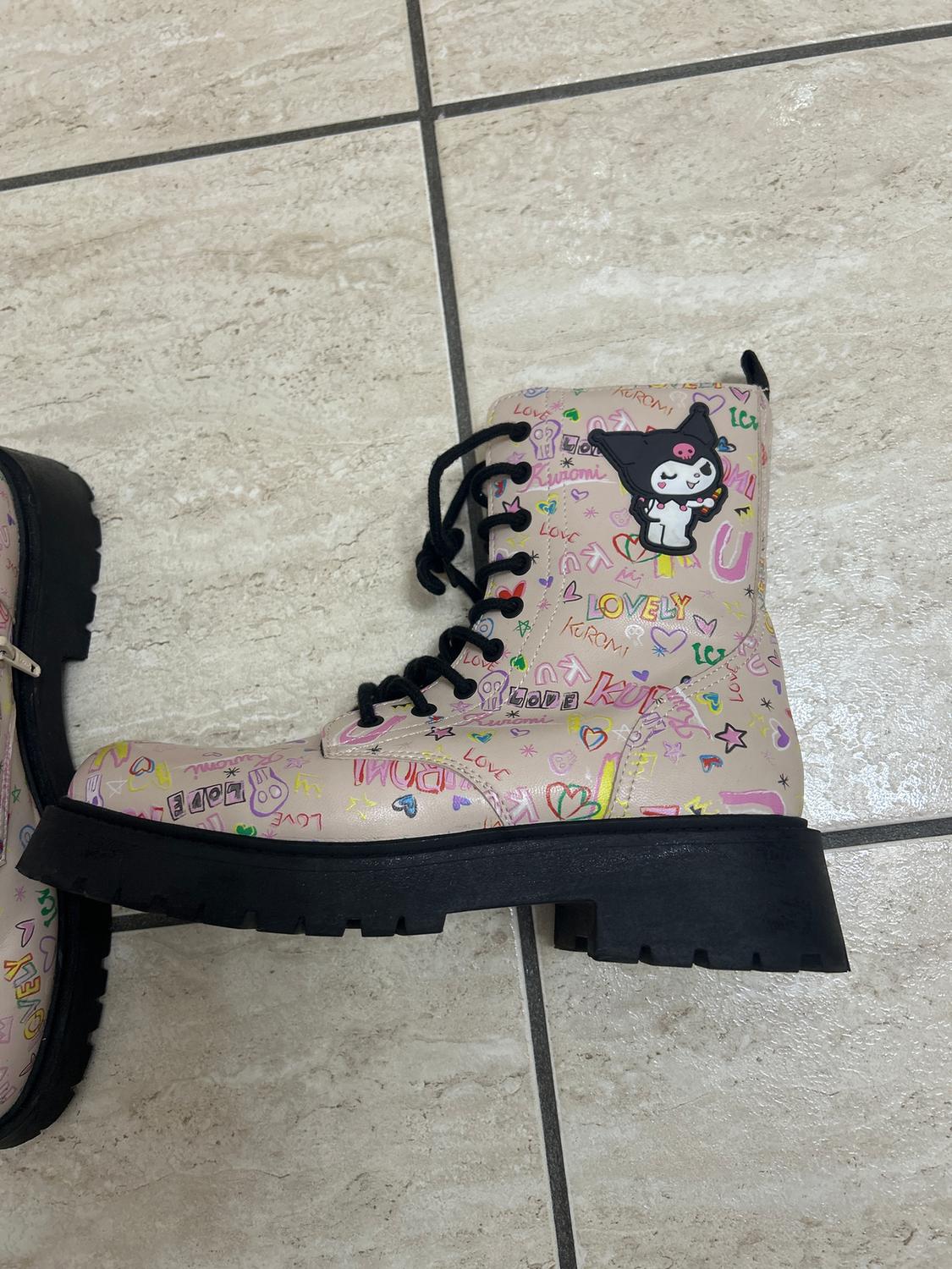 KUROMI © SANRIO ANKLE BOOTS - Image 2