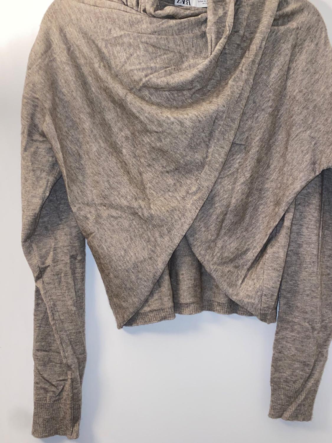 KNIT SWEATER WITH CRISS-CROSS FRONT - Image 3