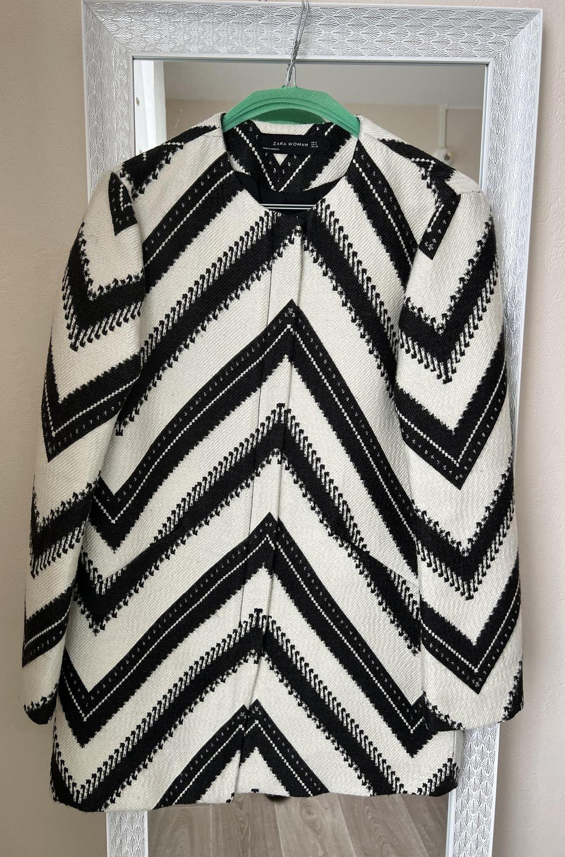MANTEAU ZARA NOIR ET BLANC - Image 2