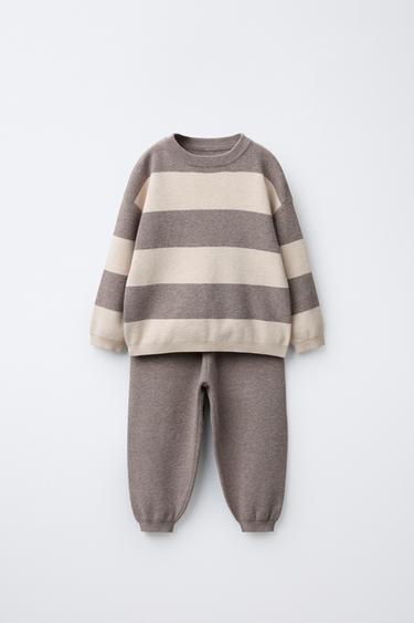 STRIPED KNIT JUMPER AND JOGGER TROUSERS TOTAL LOOK -  by Zara