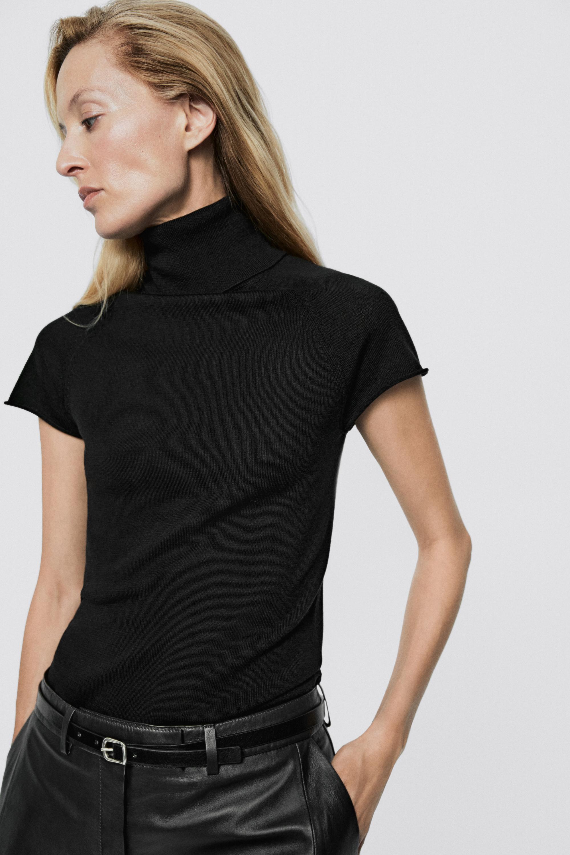 100% wool short sleeve knit sweater - LIMITED EDITION