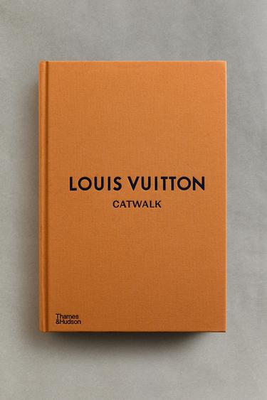 LIVRE CATWALK LOUIS VUITTON (ANGLAIS) - Orange de Zara - Image 1