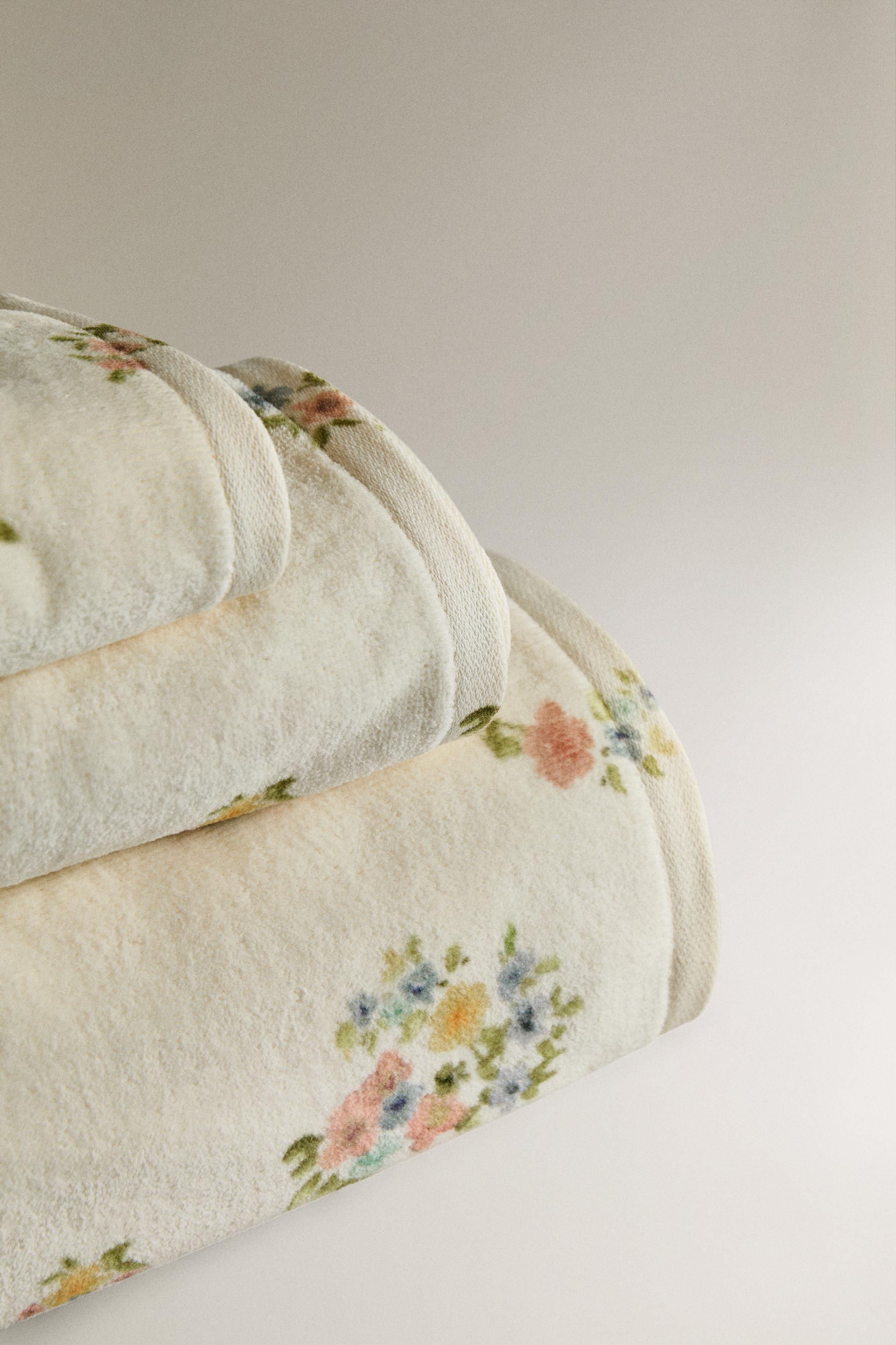 SERVIETTE DE BAIN VELOURS IMPRIMÉ FLEURI