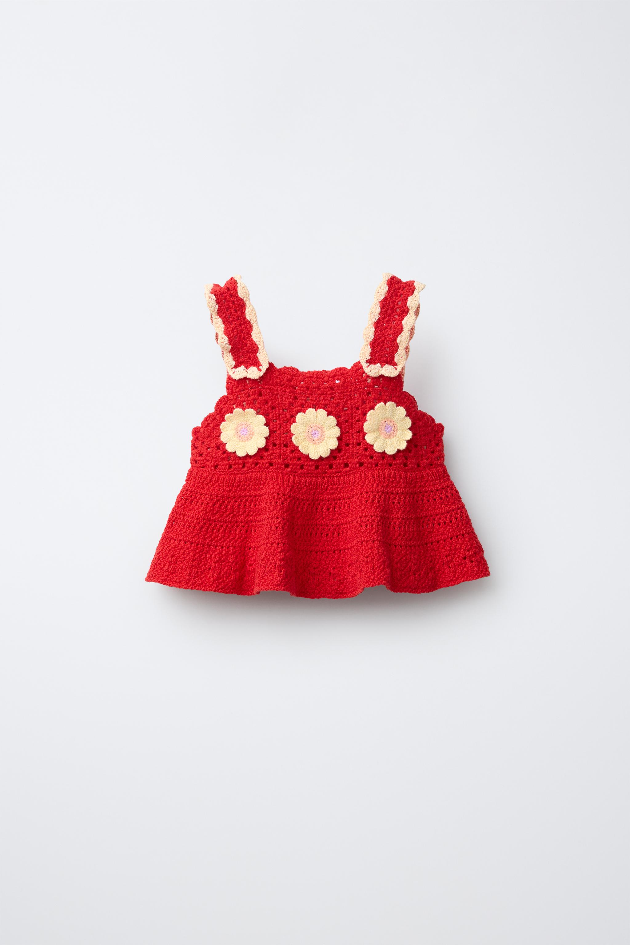 TOP EN CROCHET À FLEURS
