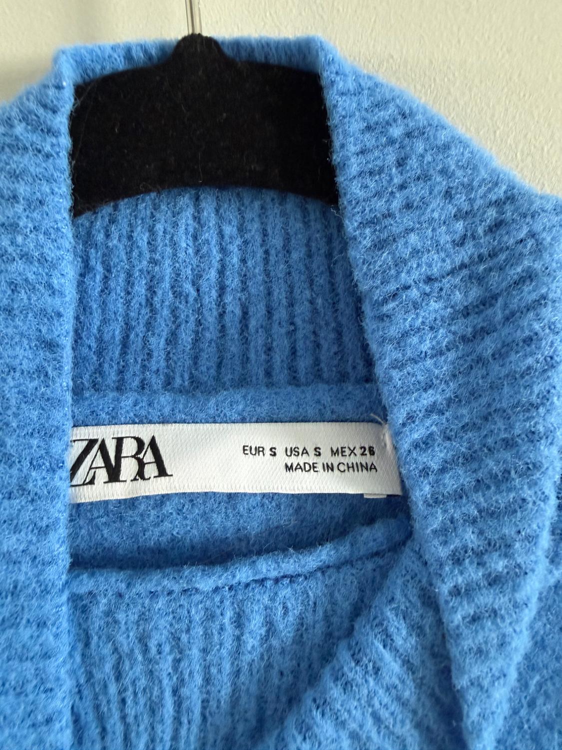 SOFT FEEL CROPPED KNIT SWEATER - Image 3