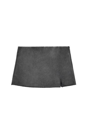 SKORT WITH SLIT DETAIL