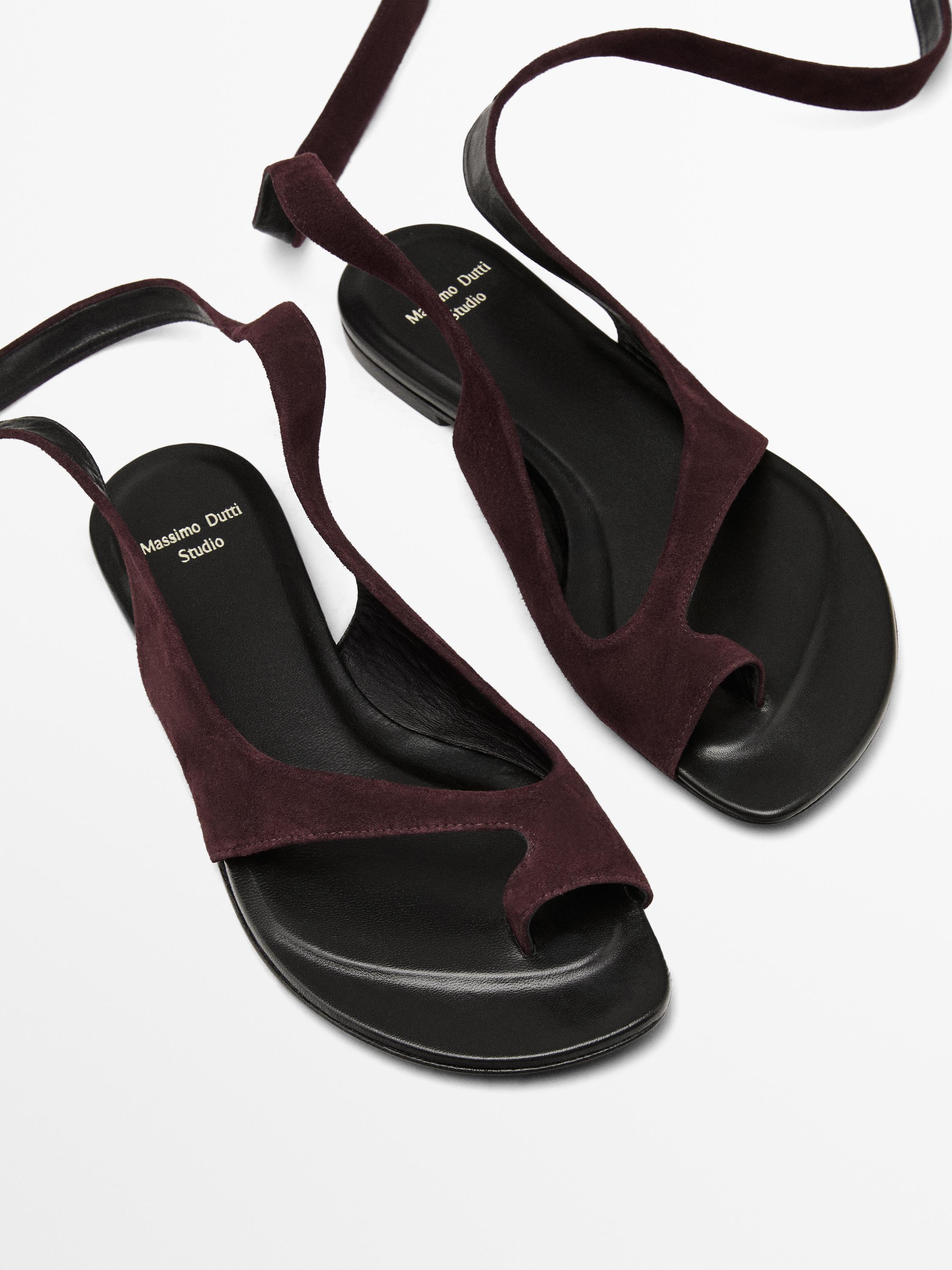 Flat toe divider sandals - STUDIO