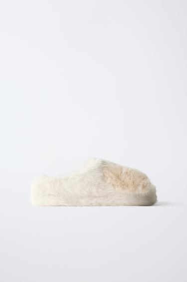 CHAUSSONS D'INTÉRIEUR CHIOT - Blanc écru de Zara