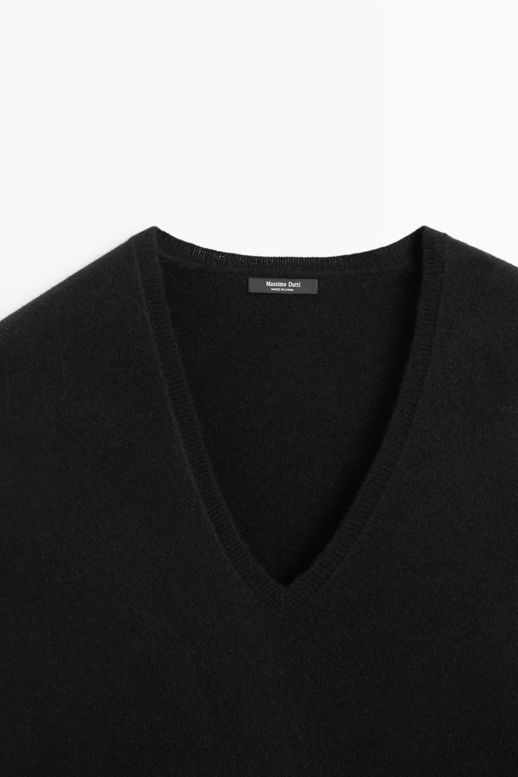Wool blend knit V-neck sweater