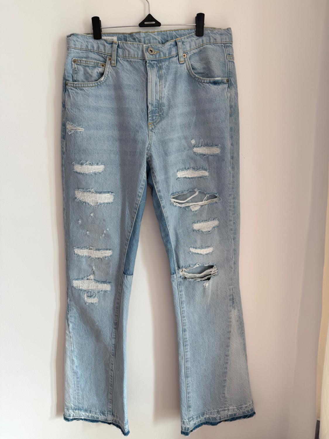 RIPPED PATCHWORK JEANS
