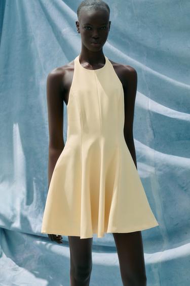 فستان قصير HALTER - أصفر by Zara
