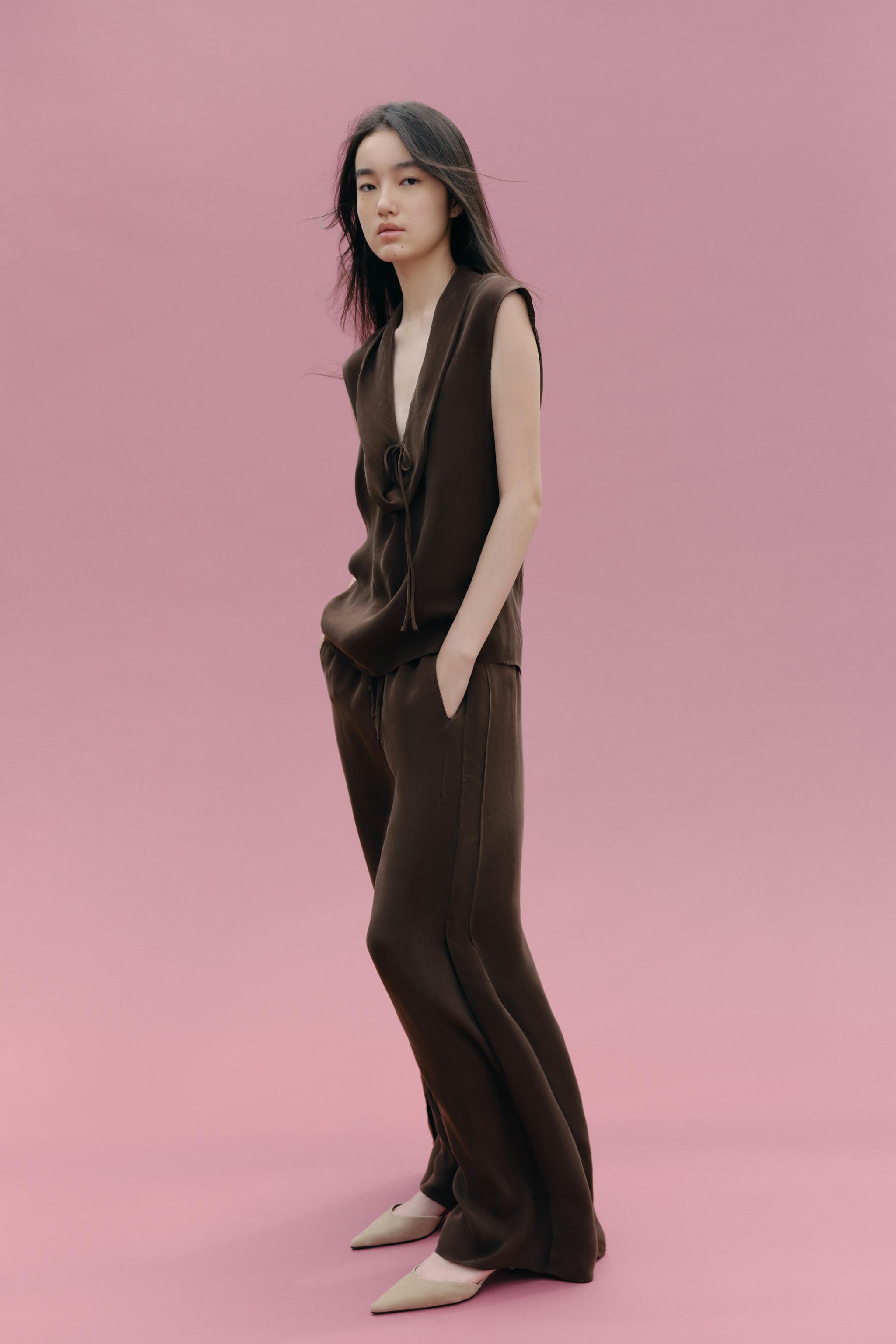 スリット入りパンツ ZW COLLECTION - ダークブラウン | ZARA