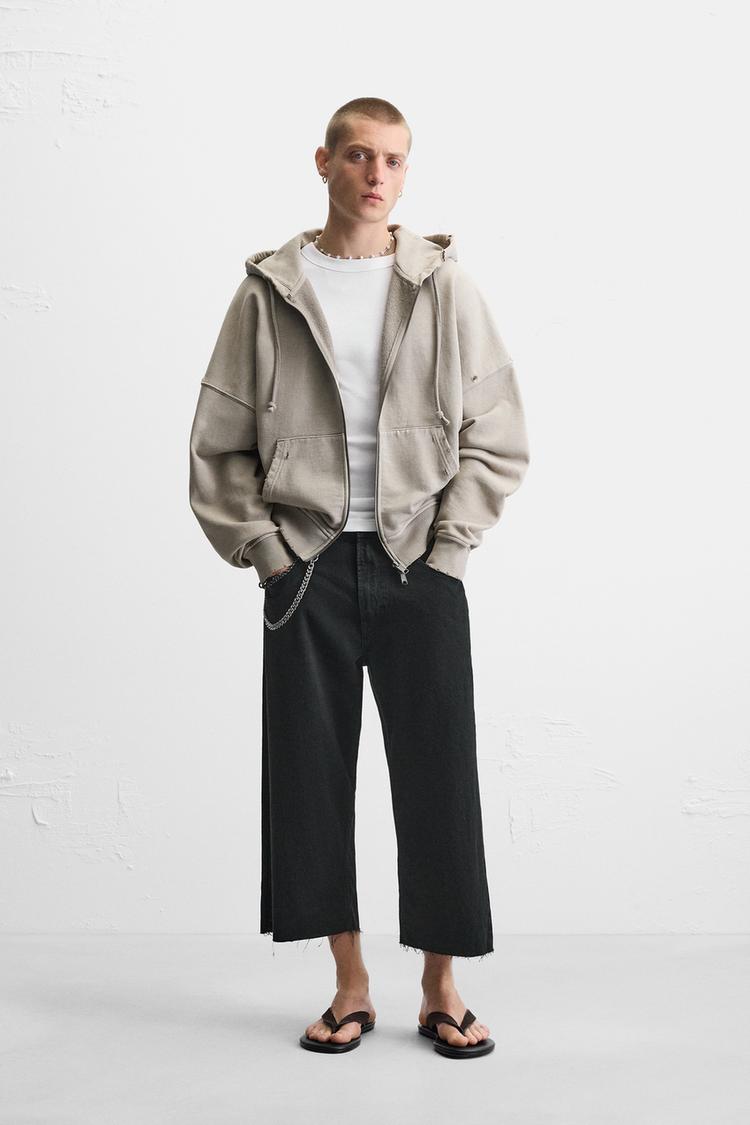 WIDE-LEG CROPPED JEANS