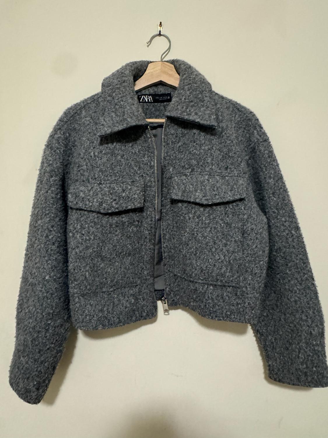 CROPPED BOUCLÉ JACKET - Image 3