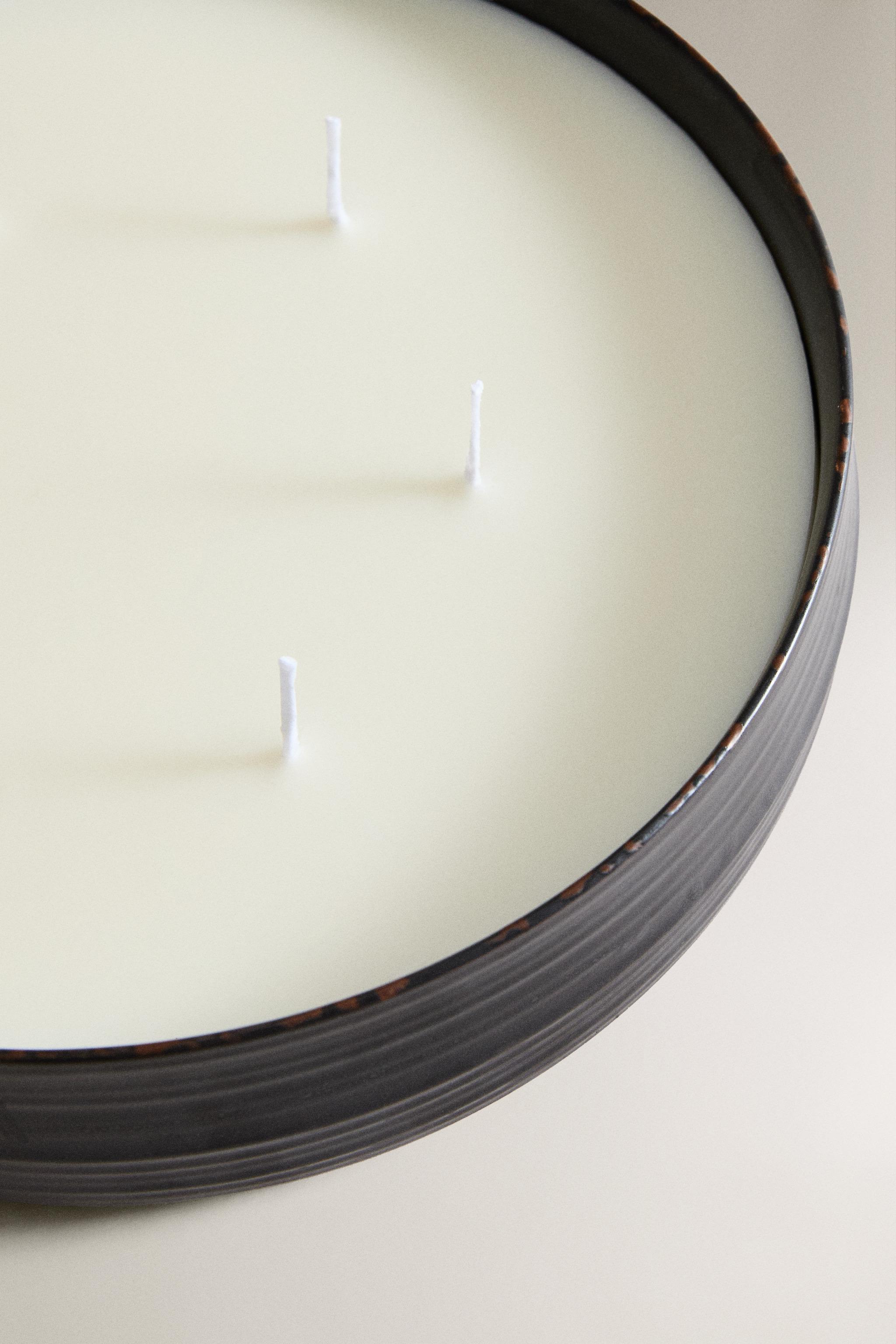 (1350 G) VERDANT FOREST SCENTED CANDLE