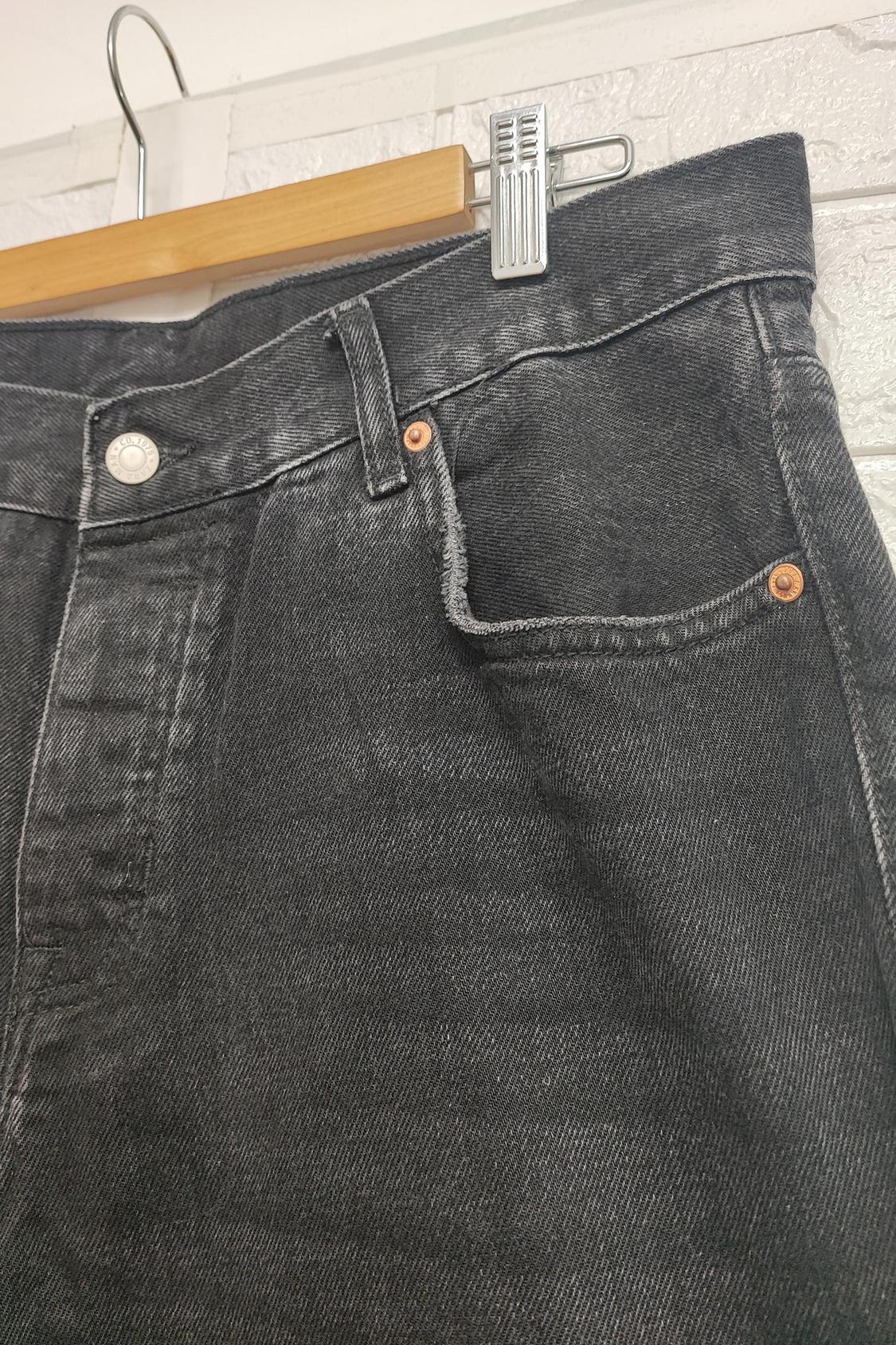 THE 90S SLIM FIT JEANS - Image 4